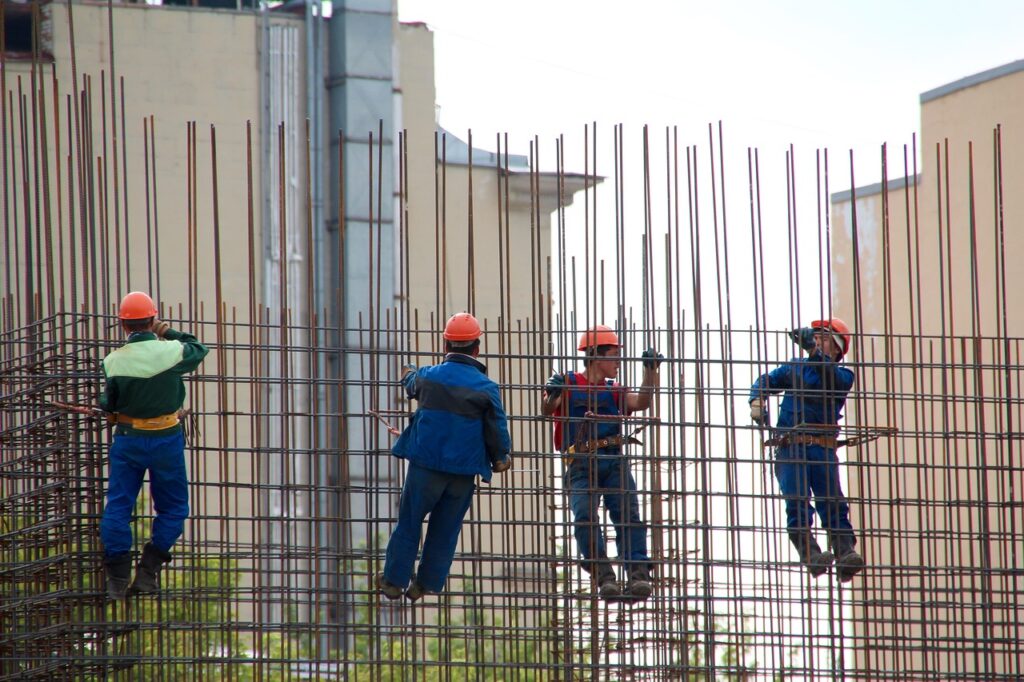 importance des vêtements de travail et des chaussures de sécurité sur chantier