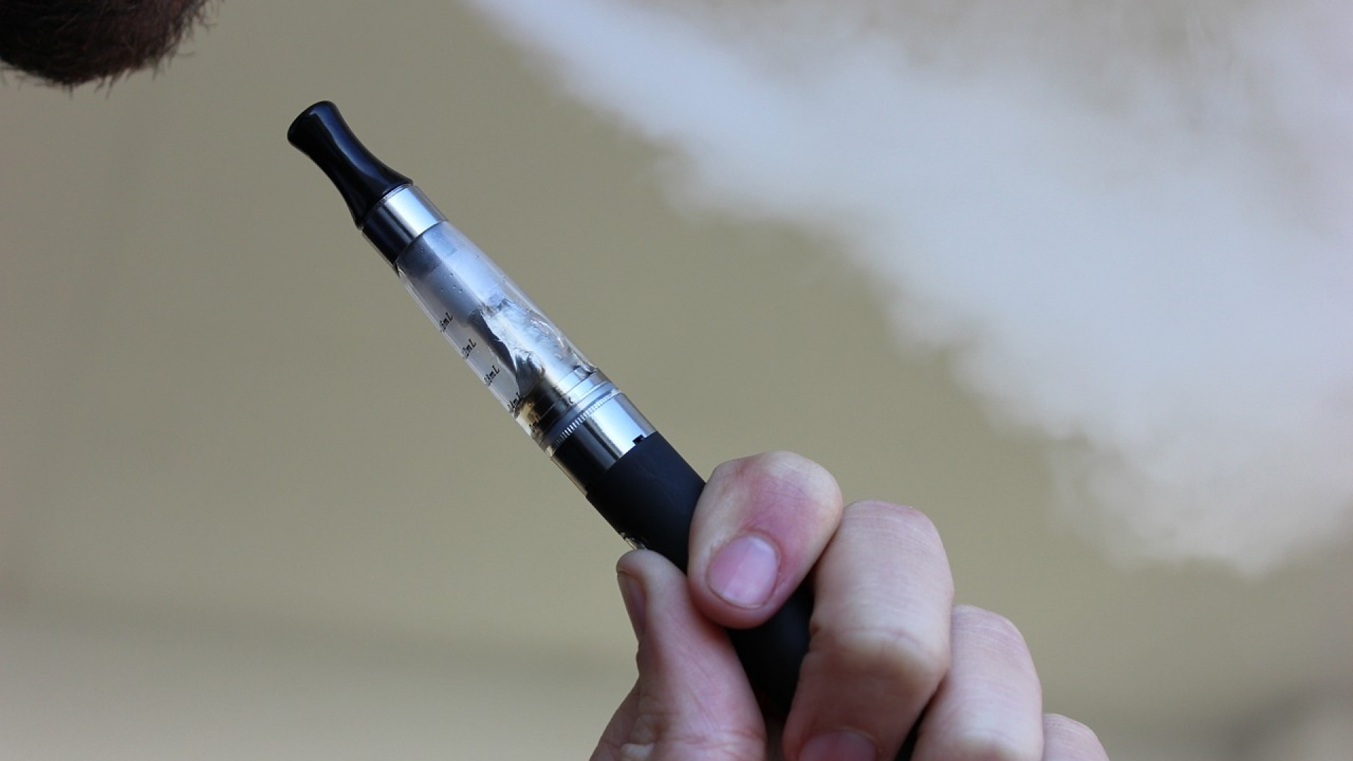 Est-il préférable d'arrêter de fumer grâce à la cigarette électronique ?