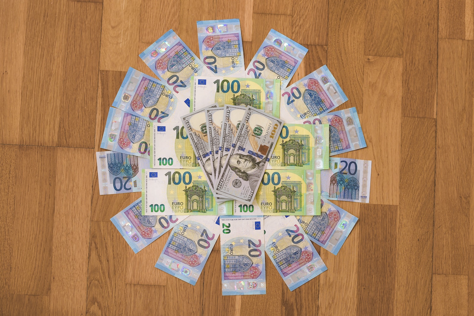 Quelle est l'importance des reçus fiscaux dans les dons aux associations ?