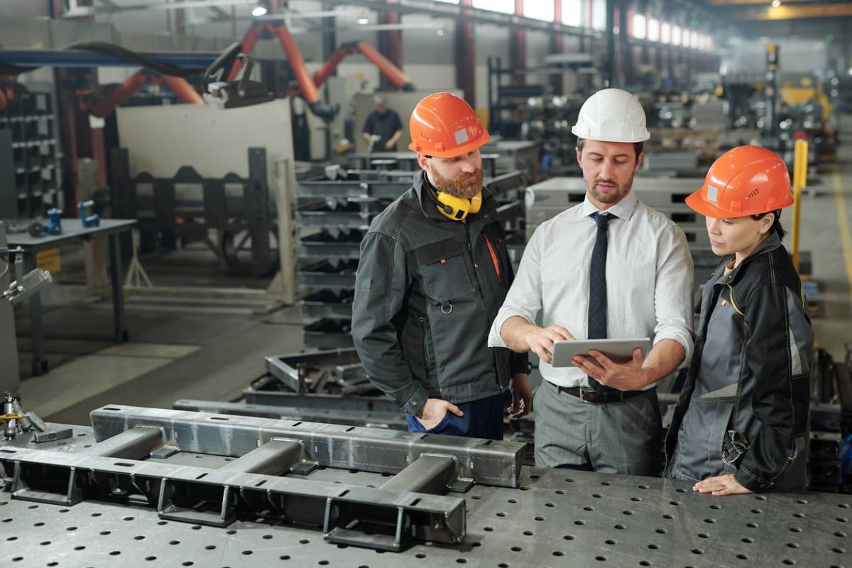 Qui sont les différents acteurs de la supply chain dans une entreprise ?